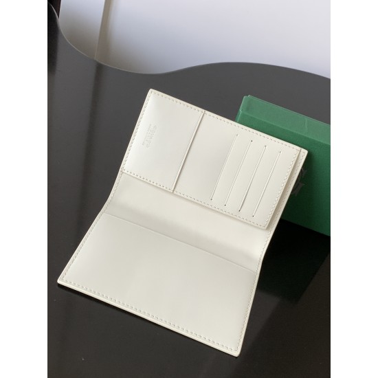 Grenelle Passport Folder