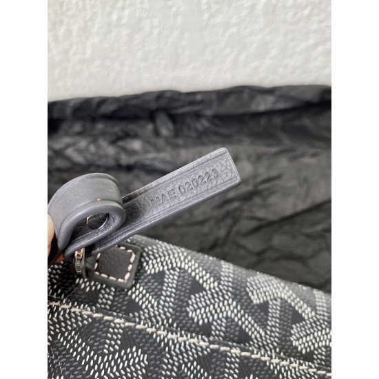 hobo zipper tote