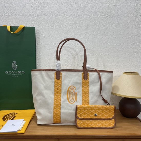 Saint Louis Pertuis  tote bag