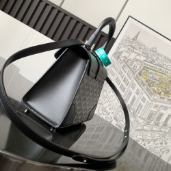 Sagon Nano Bag