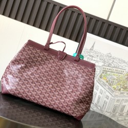 Bellechasse Biaude Small Bag