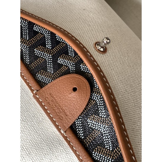 Artois Medium Zipper Tote Bag