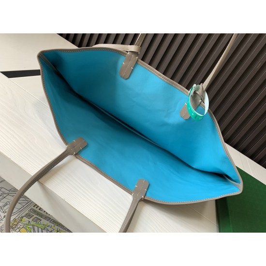 Poitiers Tote Bag