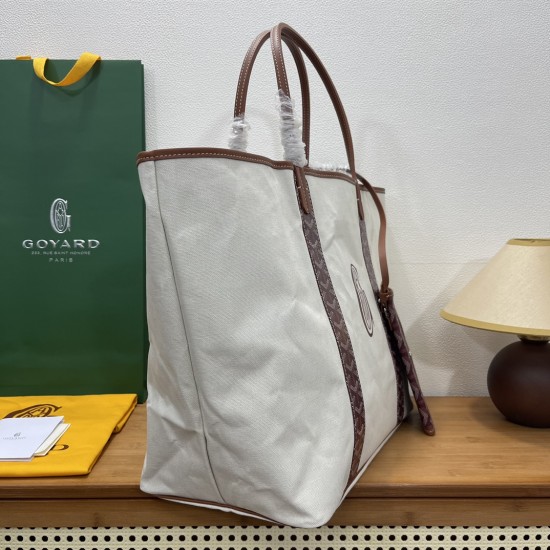 Saint Louis Pertuis  tote bag