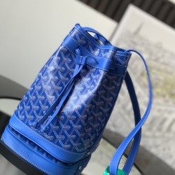 Petit Flot Bucket Bag