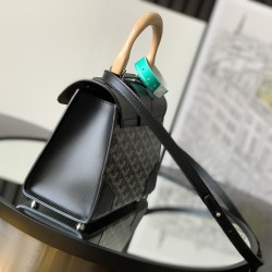 Sagon Nano Bag