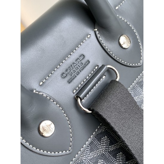 Alpin MM backpack  size：39x32x15.5cm