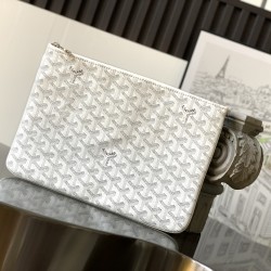 SENAT Medium Clutch Bag