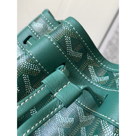 Petit Flot Bucket Bag