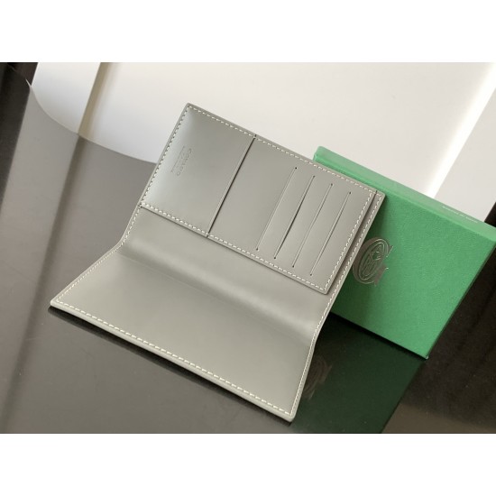 Grenelle Passport Folder