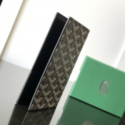Grenelle Passport Folder