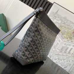 CONTI Clutch Bag
