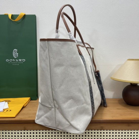 Saint Louis Pertuis  tote bag