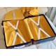 Bourget 20” Trolley Case。50 cm x 24 cm x 36 cm
