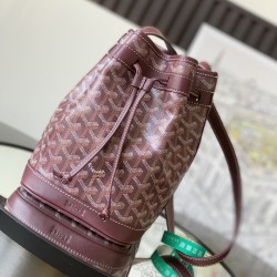 Petit Flot Bucket Bag