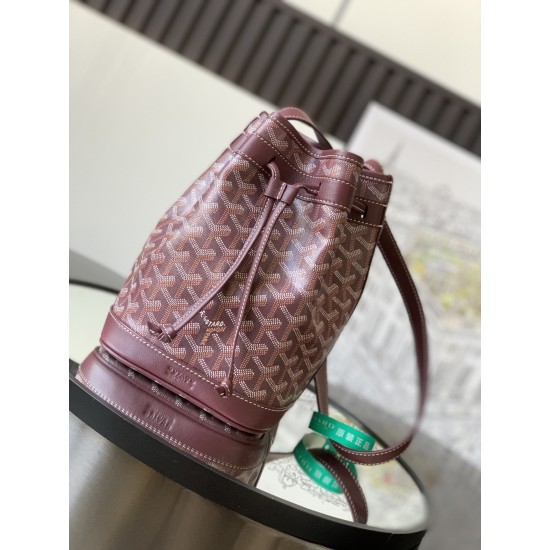 Petit Flot Bucket Bag
