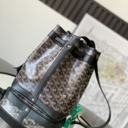 Petit Flot Bucket Bag