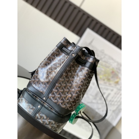 Petit Flot Bucket Bag
