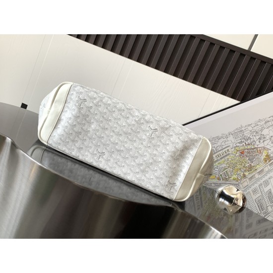 Artois Medium Zipper Tote Bag