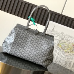 Bellechasse Biaude Small Bag