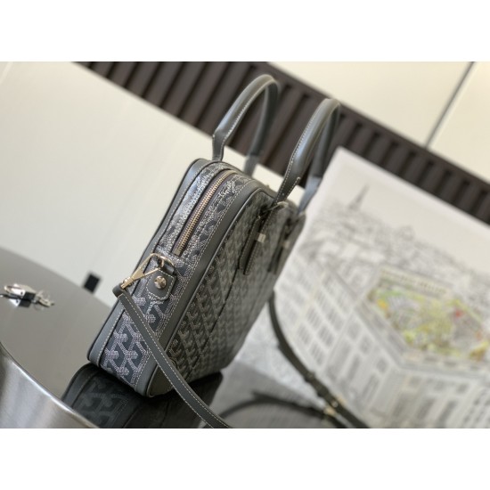 Ambassade Small Briefcase
