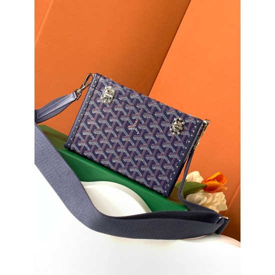 Goyard Cassette Trunk BagGoyard Cassette Trunk深蓝色里面是黄色皮。包包带要另外买的~尺寸:21*15*6.5cm可轻松放下promax大小男女适用重量:600g轻便易于携带搜编码8211 ❣️ Goyard Cassette Trunk BagGoyard Cassette Trunk深蓝色里面是黄色皮。包包带要另外买的~尺寸:21*15*6.5cm可轻松放下promax大小男女适用重量:600g轻便易于携带搜编码8211 ❣️