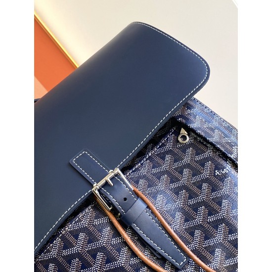 Goyard Alpin backpack size: 39x32x15.5cm