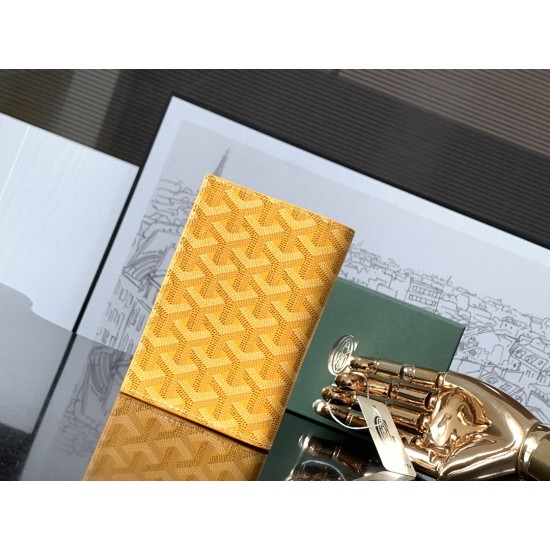 Grenelle Passport Folder