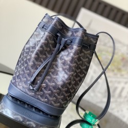 Petit Flot Bucket Bag