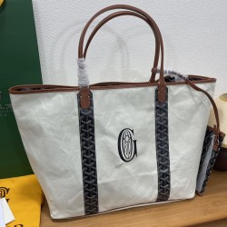 Saint Louis Pertuis  tote bag