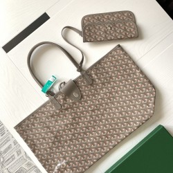 Poitiers Tote Bag