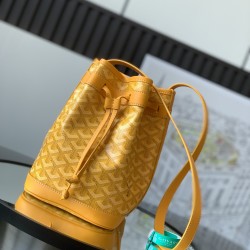 Petit Flot Bucket Bag