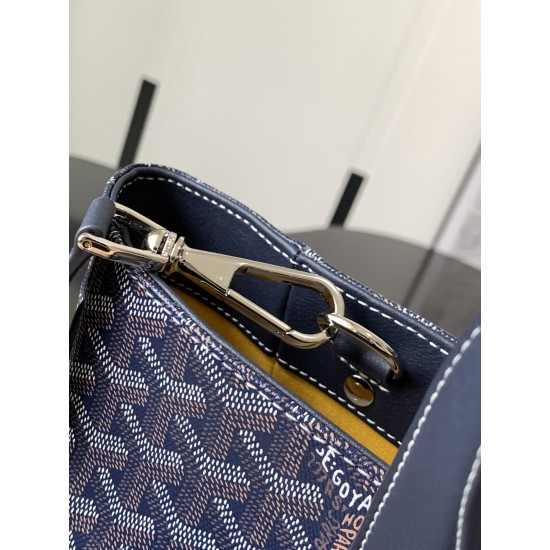Voltaire Tote Bag
