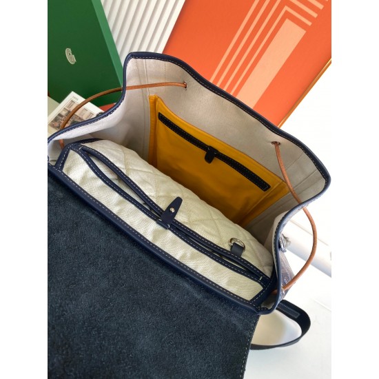 Goyard Alpin backpack size: 39x32x15.5cm