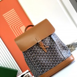 Goyard Alpin backpack size: 39x32x15.5cm