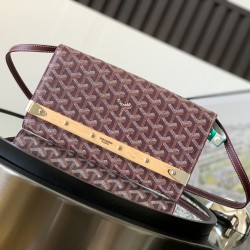 Monte-Carlo Small Clutch Bag