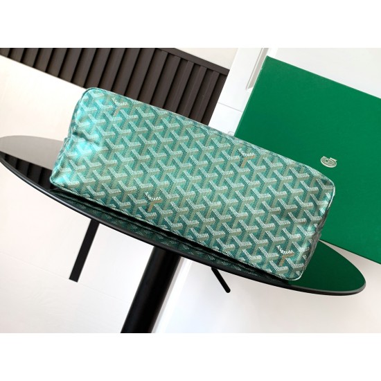 Monte-Carlo Small Clutch Bag