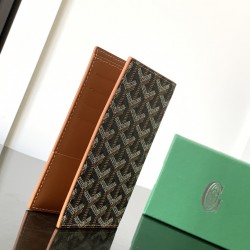 Grenelle Passport Folder