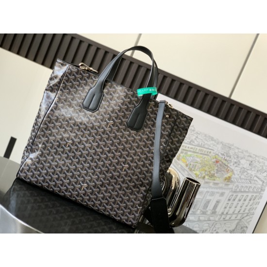 Voltaire Tote Bag