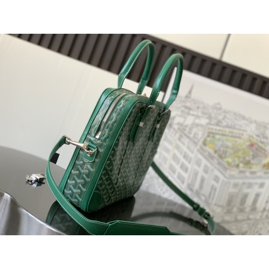 Ambassade Small Briefcase