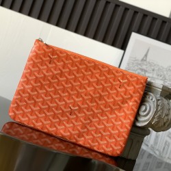SENAT Medium Clutch Bag