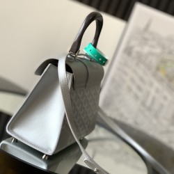 Sagon Nano Bag