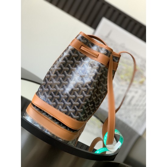 Petit Flot Bucket Bag