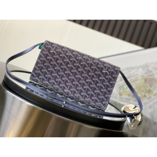 Monte-Carlo Small Clutch Bag