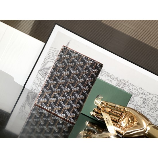 Grenelle Passport Folder