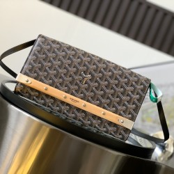 Monte-Carlo Small Clutch Bag