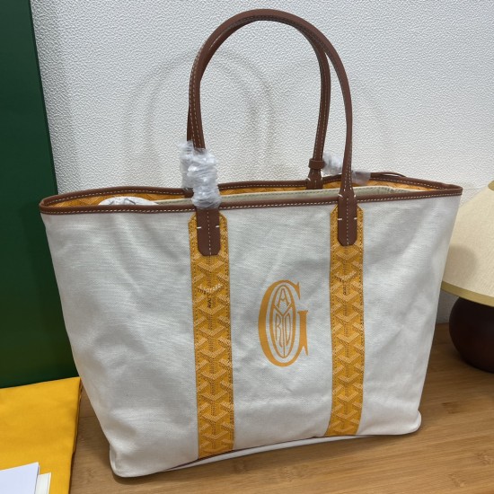 Saint Louis Pertuis  tote bag