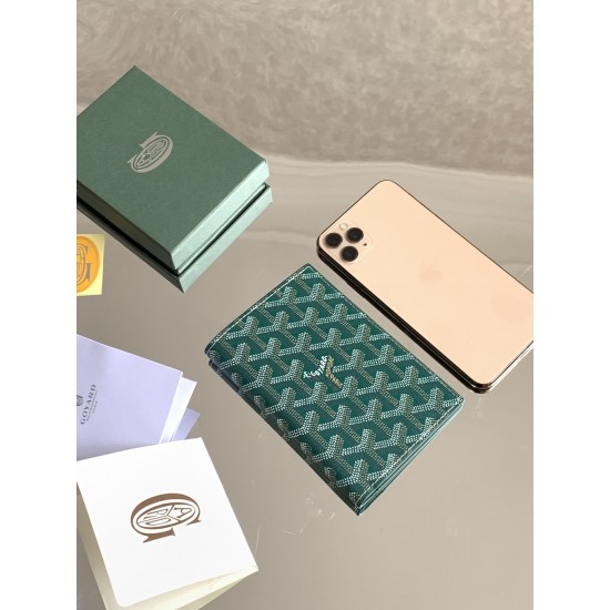 Grenelle Passport Folder