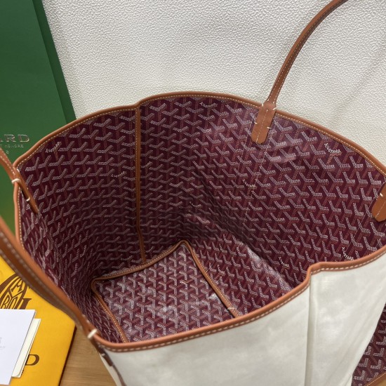 Saint Louis Pertuis  tote bag