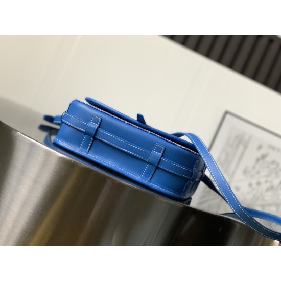 Belvdre Small Bag